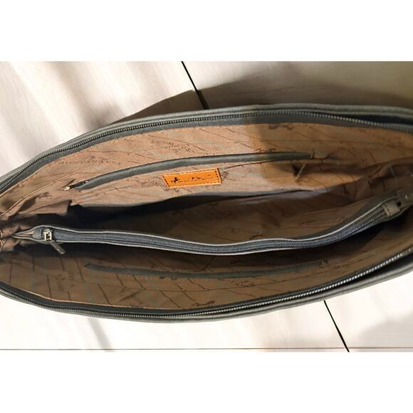 Montana West Embroidered Pig Concealed Carry Tote (Discontinued) *NWT - Picture 6 of 7